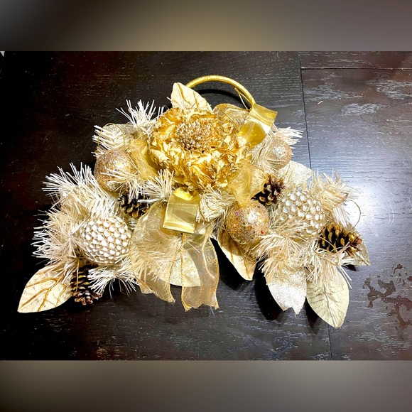 Christmas Wreath - Picture 2 of 5